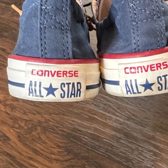 Converse Navy and Tan Sneakers, Women’s Sz 9 - Picture 6 of 13